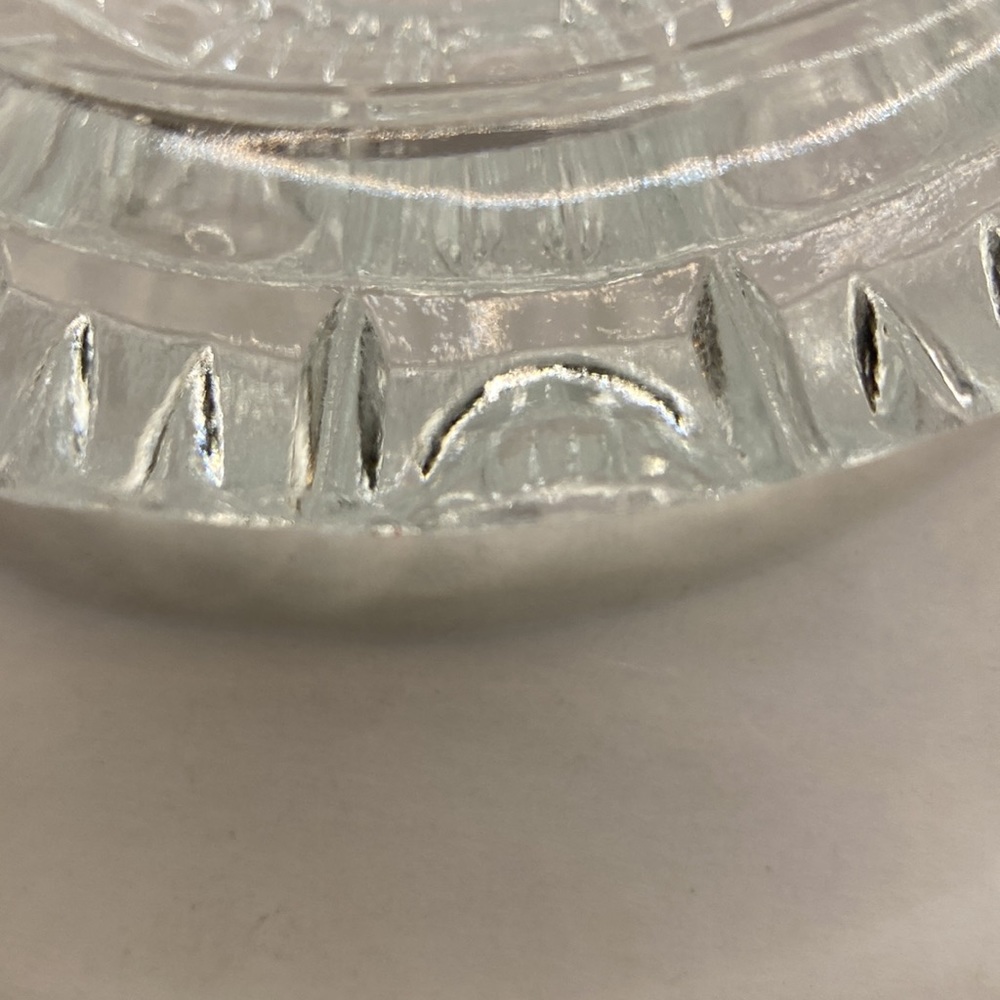 Haus Modern Clear Round  Ashtray.  Cut Glass, 6” - Picture 7 of 7